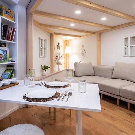 Studio Apartment Lion Portorose Экстерьер фото